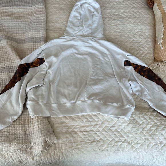 Fun Nike cropped hoodie - Picture 2 of 3